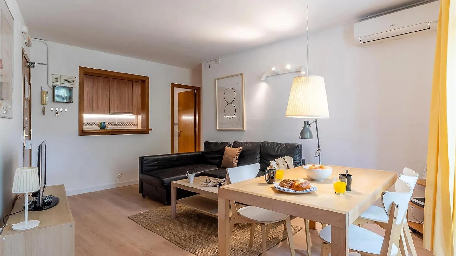 Ab Cozy Flat In El Born Apartment Barcelona Spain