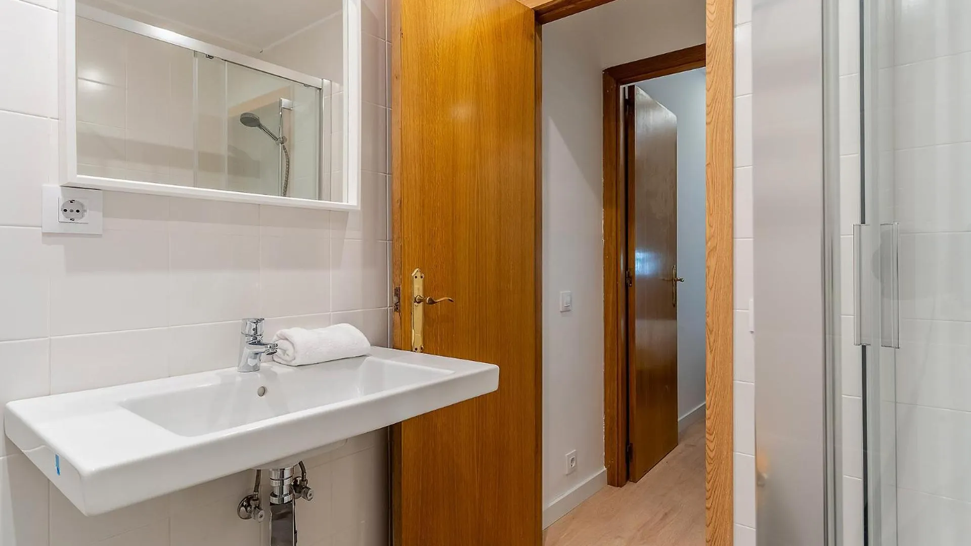 Ab Cozy Flat In El Born Apartment Barcelona Spain